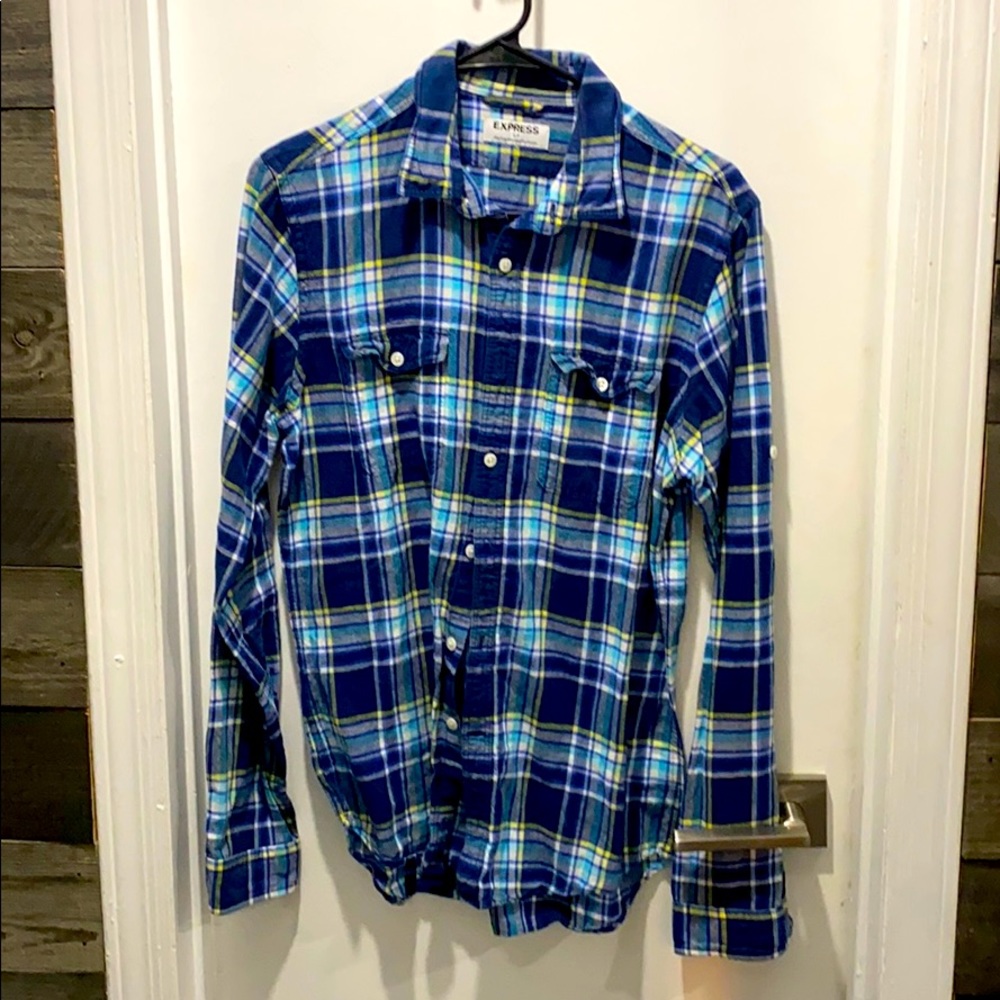 Express Linen convertible men’s button down